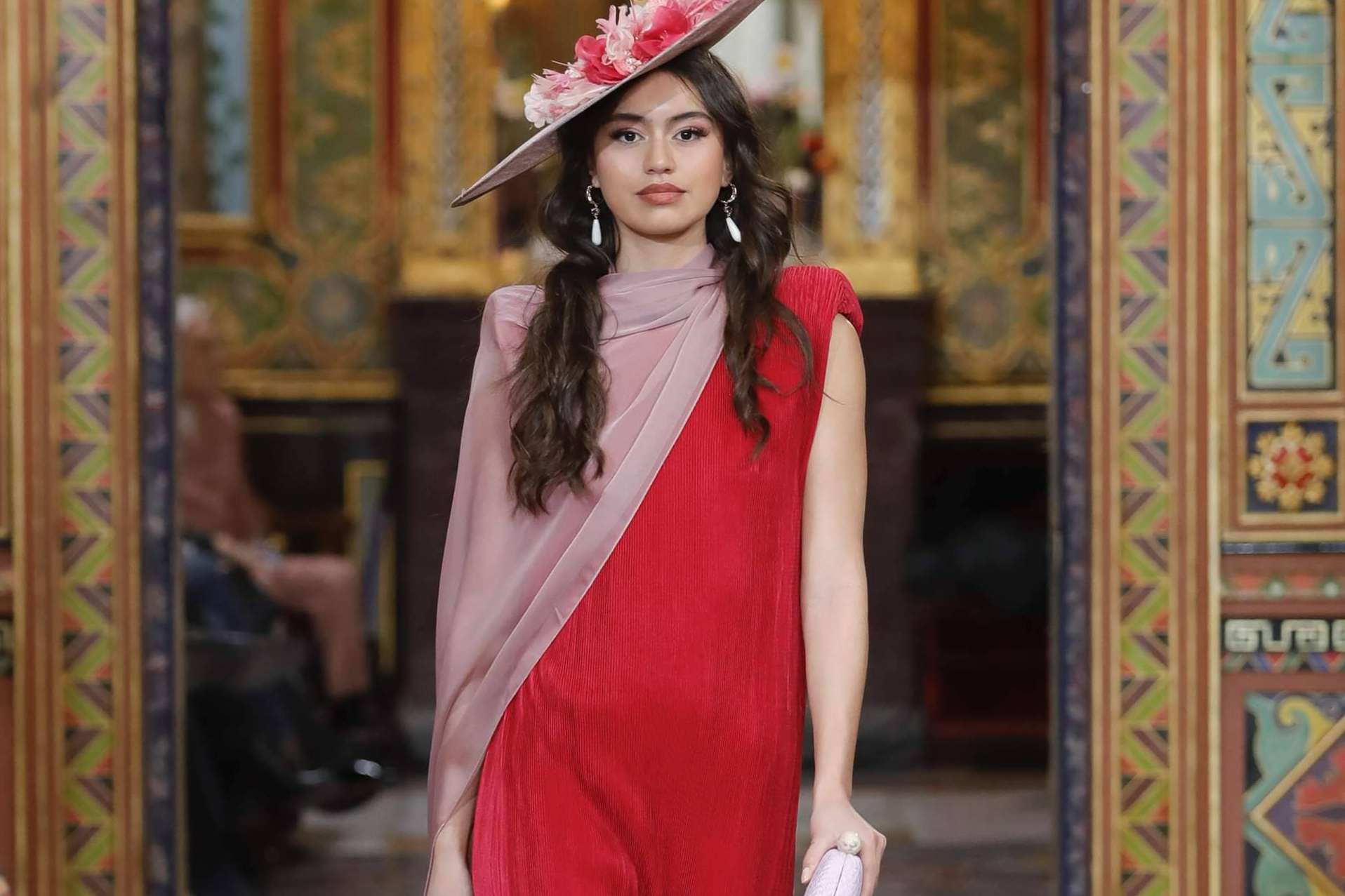 Tendencia para invitadas de boda; artesanía hecha en España