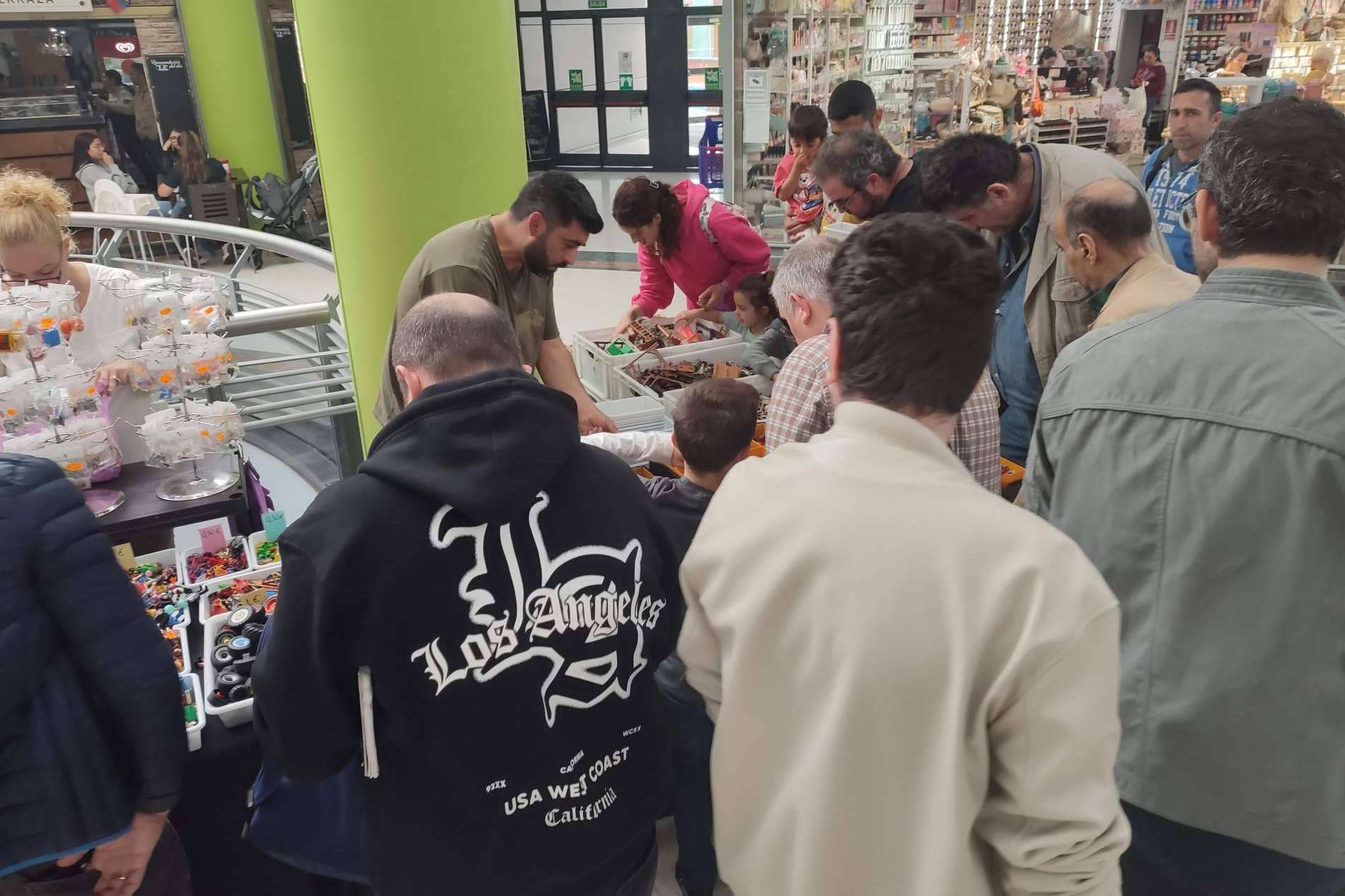 Penúltima feria del Mercado del Juguete de Madrid temporada 2023-2024