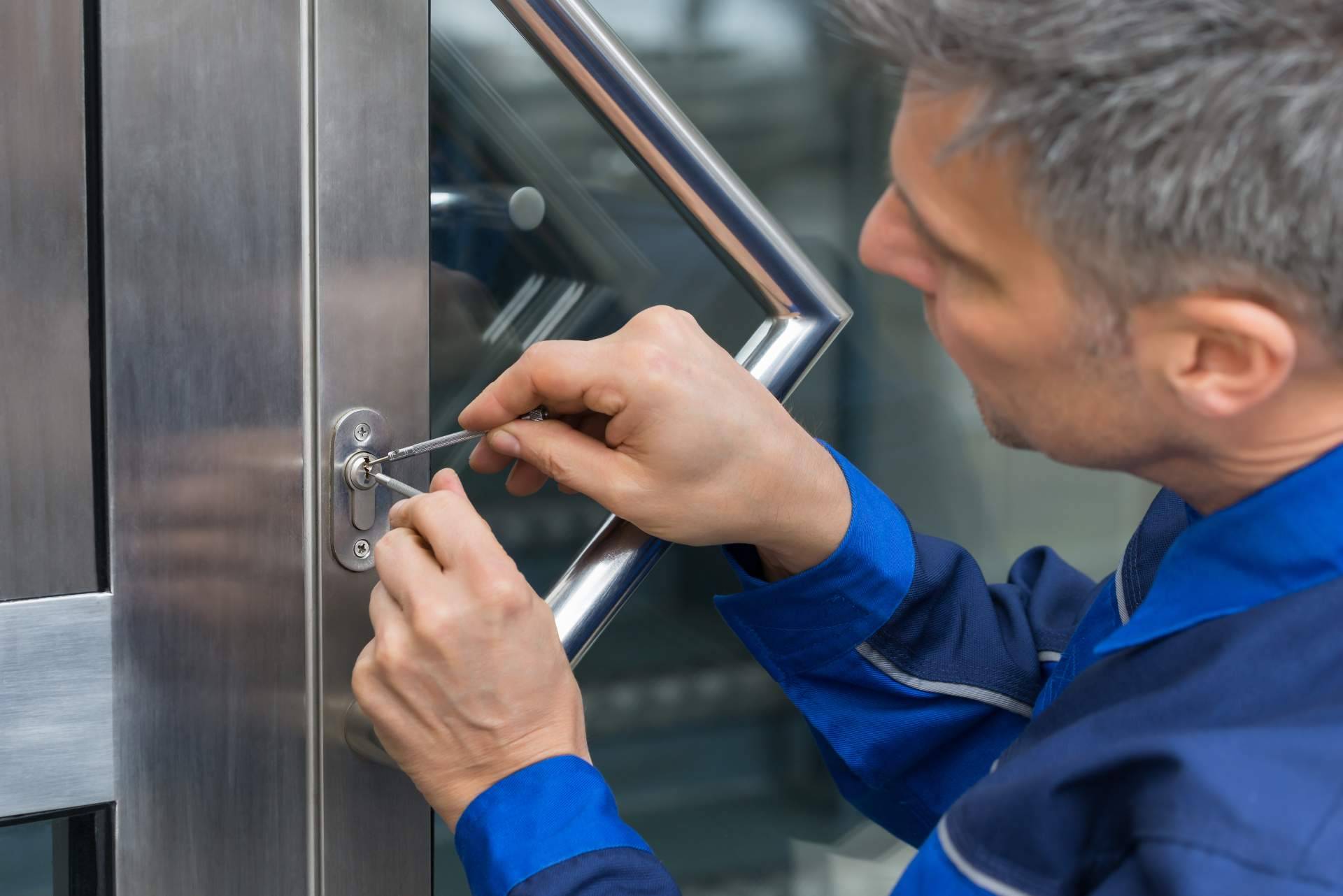 Soluciones para atasco de puertas, cerraduras y pérdidas de llaves