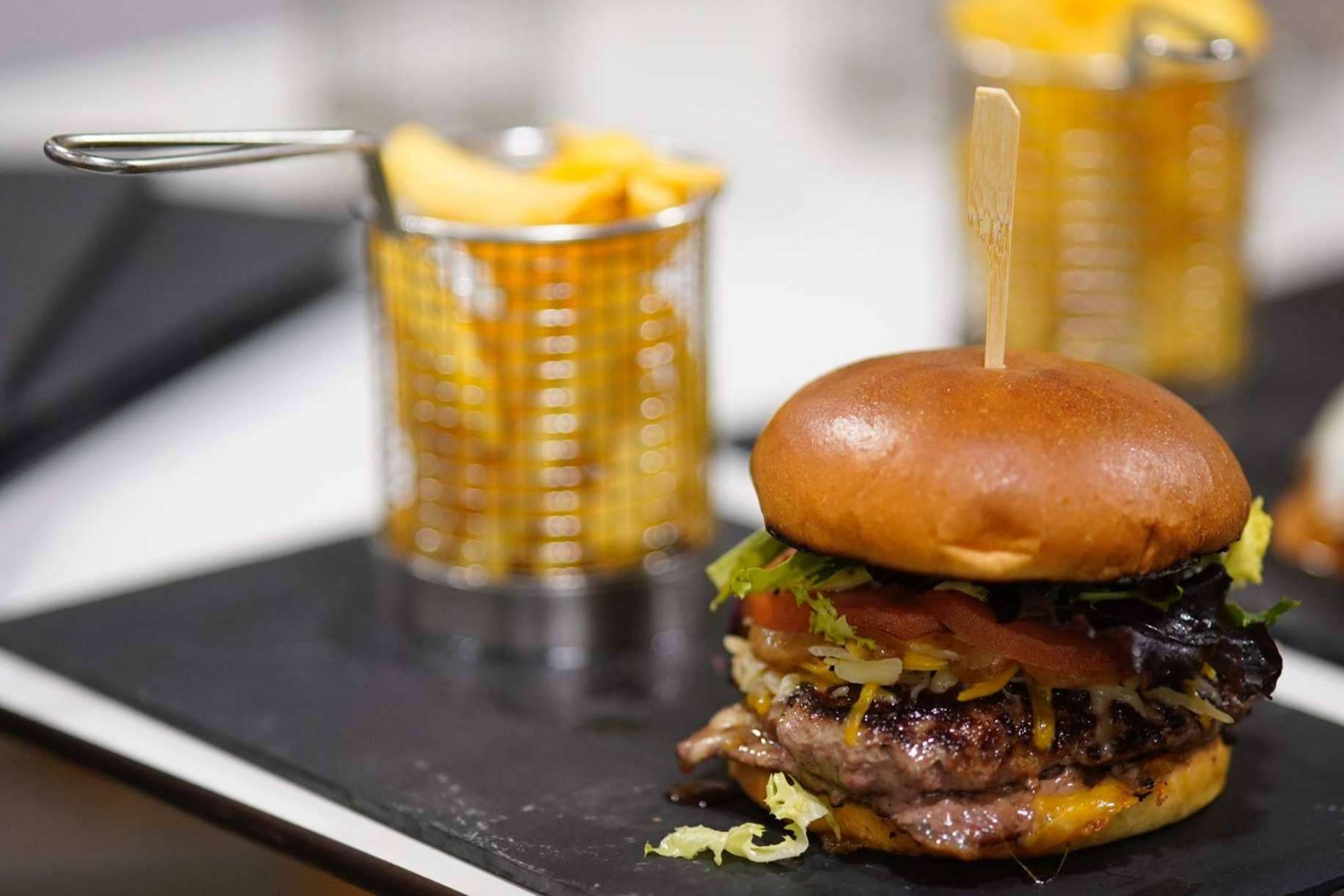 Smash burgers al estilo americano, en New York Crush