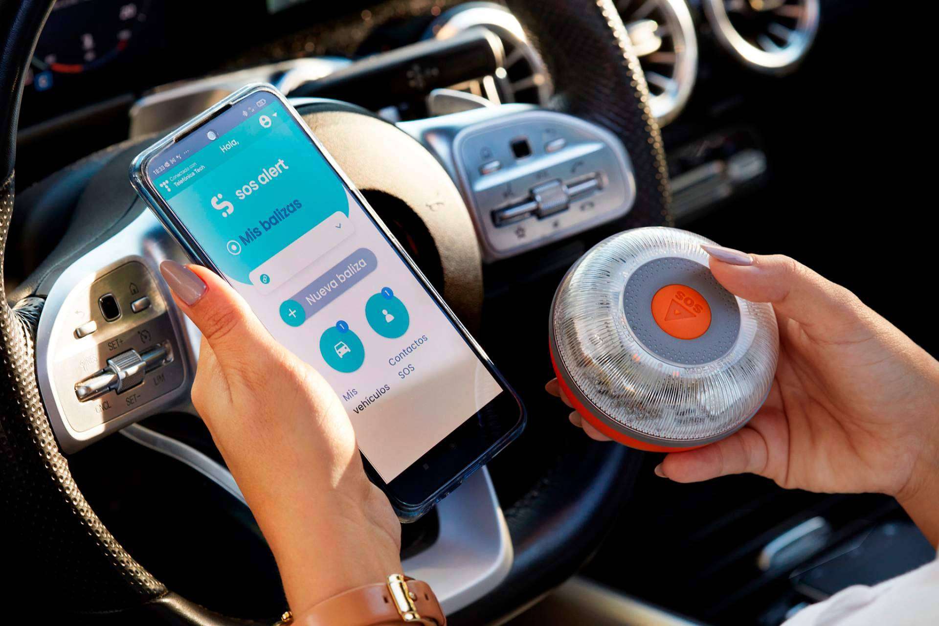La conectividad avanzada de FlashLED redefine el concepto de seguridad vial en carretera