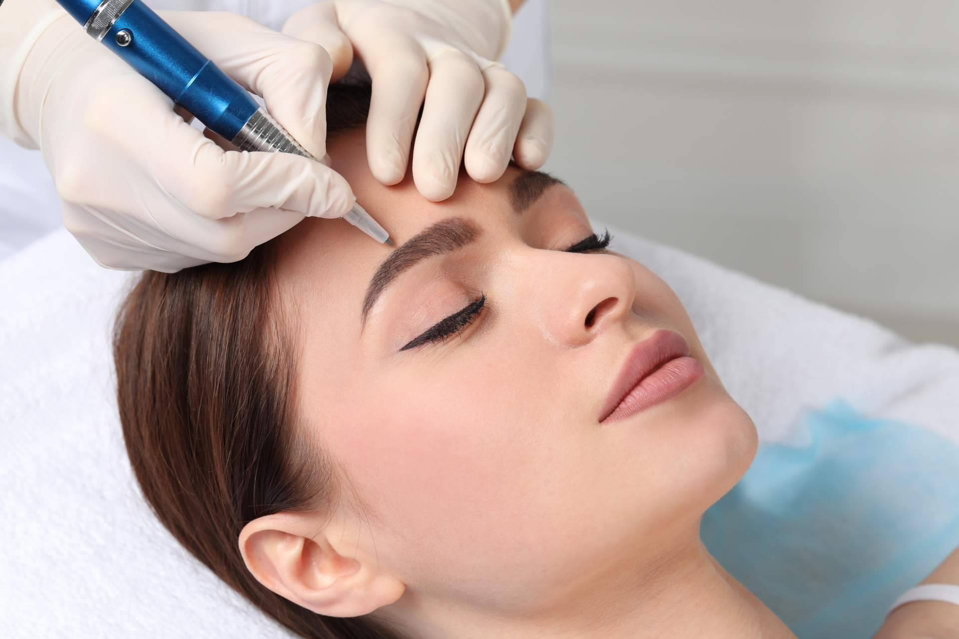 Micropigmentación de cejas con las técnicas vanguardistas de Centro Estética El Pilar