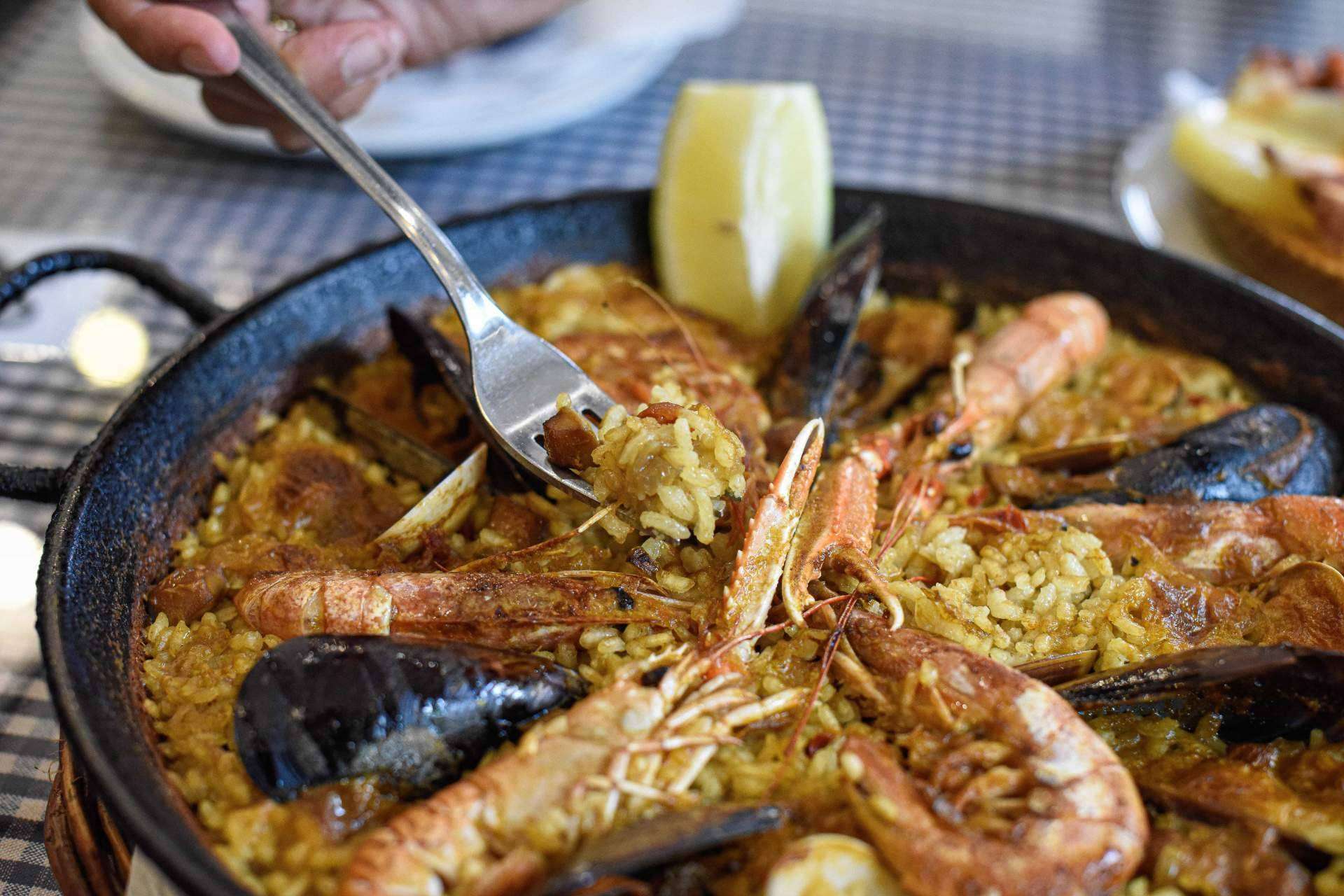 La gastronomía española se vive en Pasa Tapas, en Barcelona