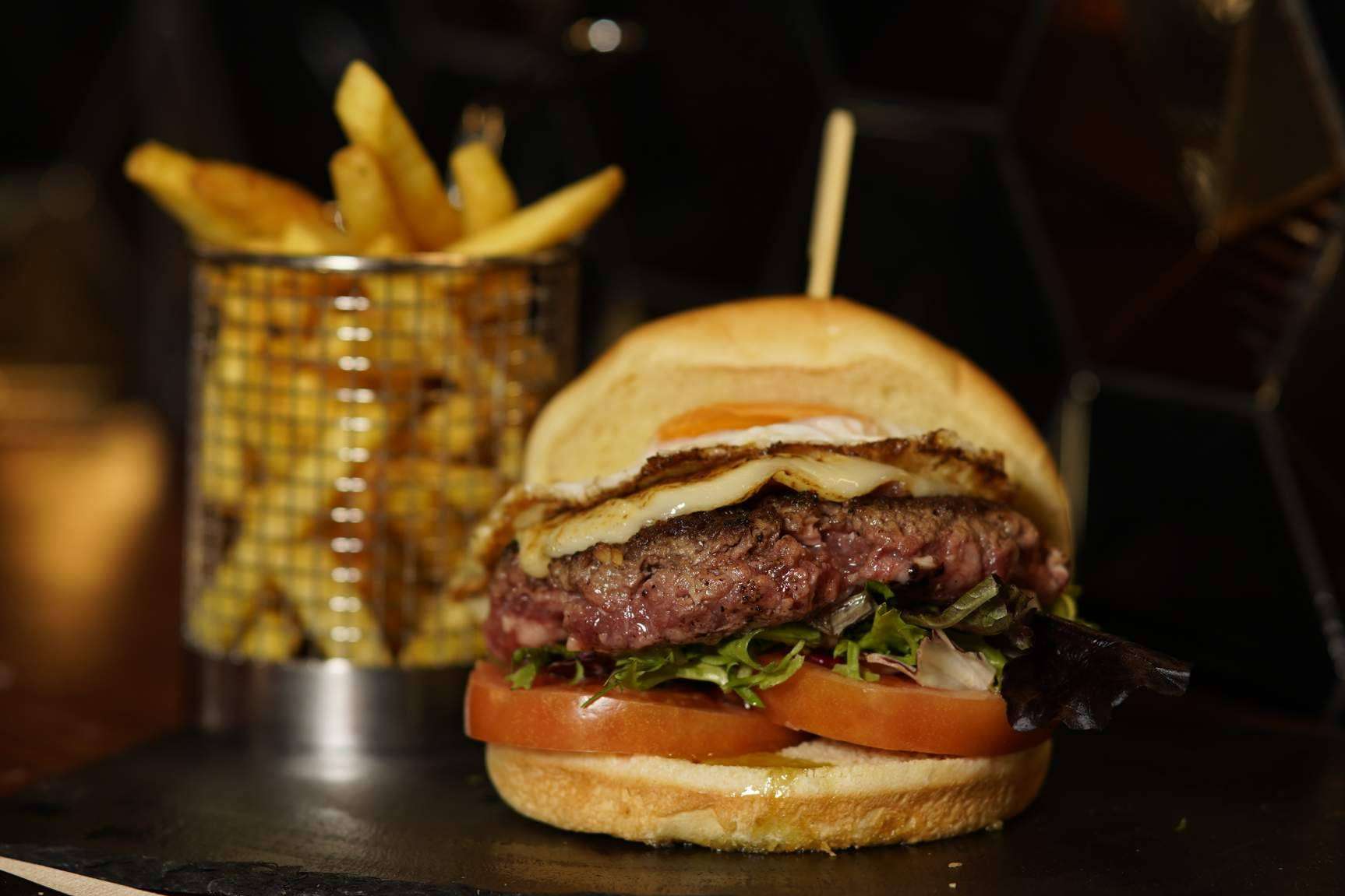 New York Crush, hamburguesas, pizzas y pastrami