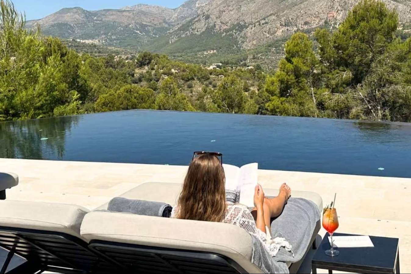 VIVOOD alojamiento sostenible en la naturaleza