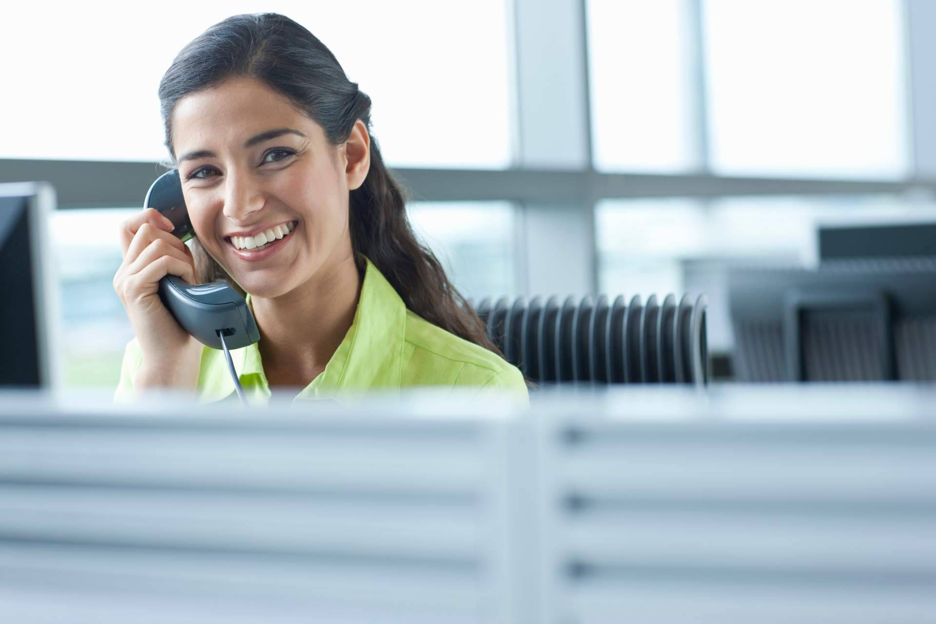 Mejorar la falta de cobertura móvil en espacios interiores es posible con LAMARTEL telecom