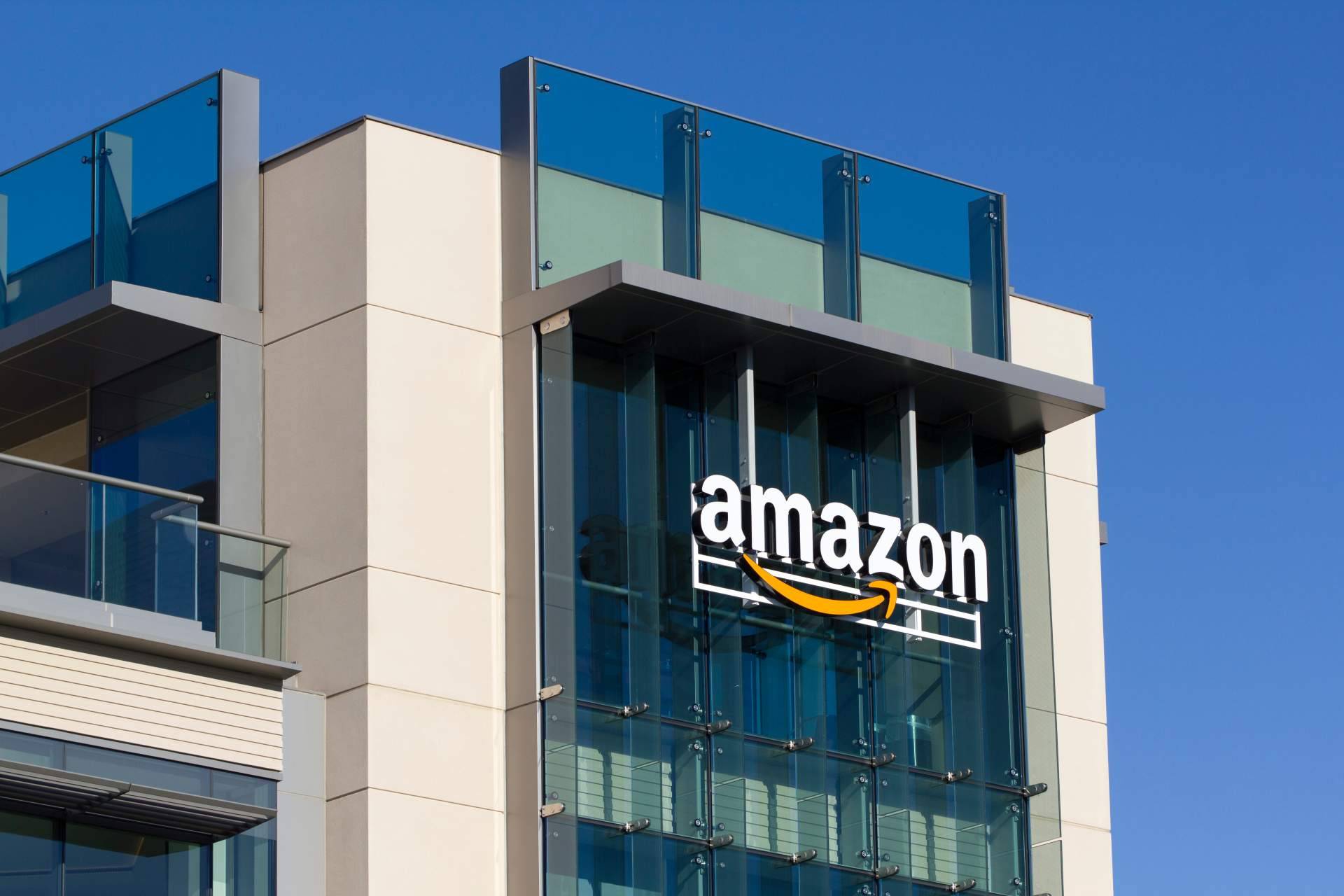 HustleXperts impulsa negocios en Amazon con formación de calidad y descuentos especiales