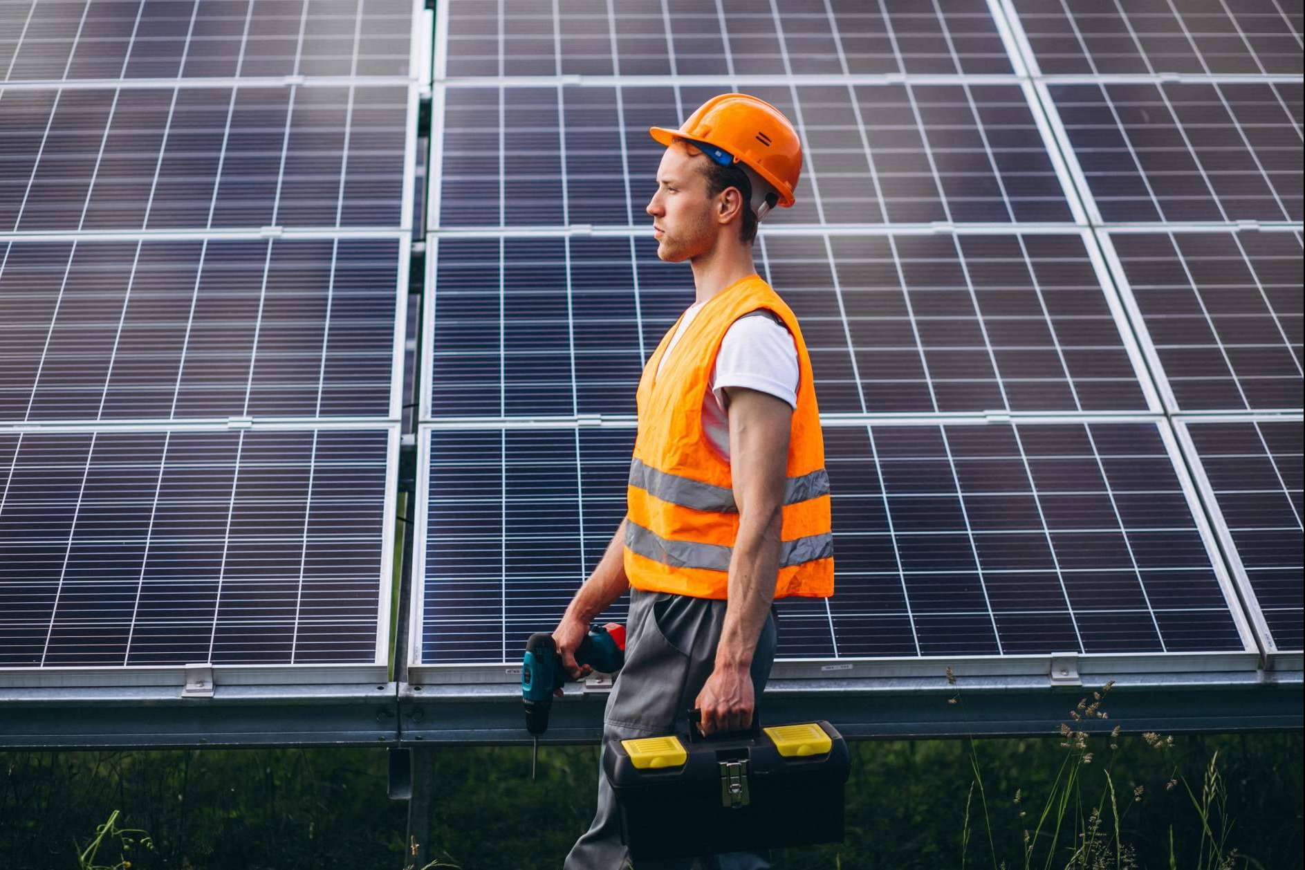 Las claves para acceder a las ayudas para paneles solares y sistemas de aerotermia