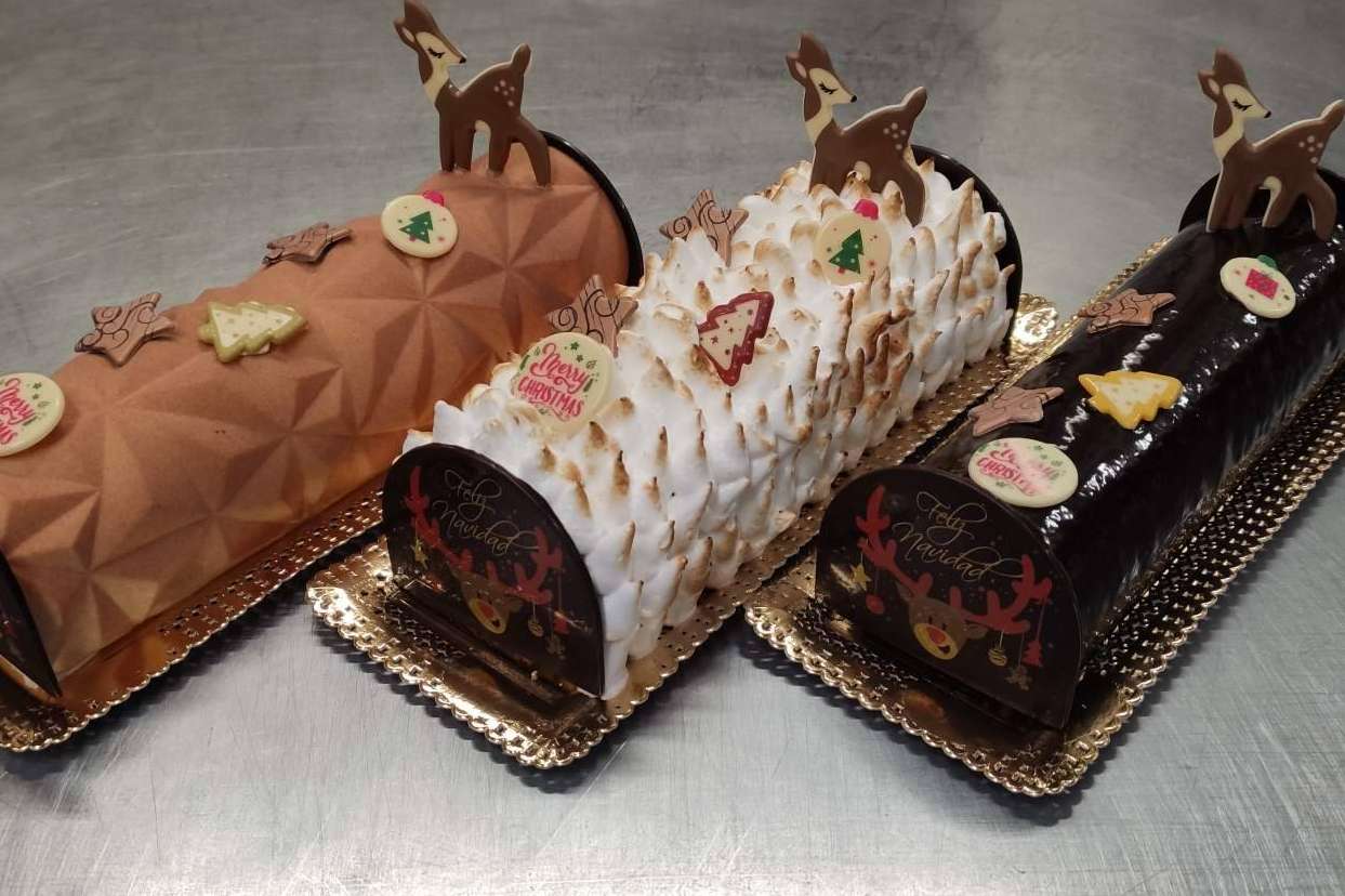 Pastelería Oiartzun, postres que elevan las reuniones familiares de Navidad