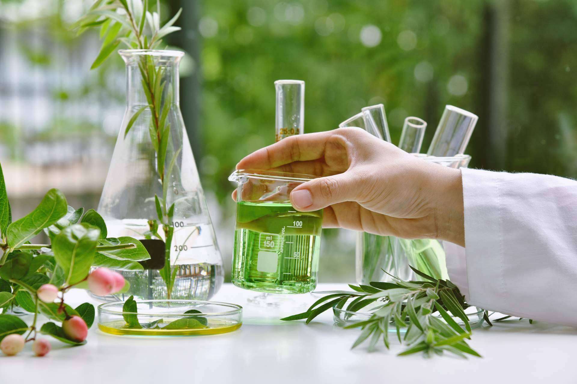 El Futuro de la cosmética profesional en 2025 según Estetic Mundo