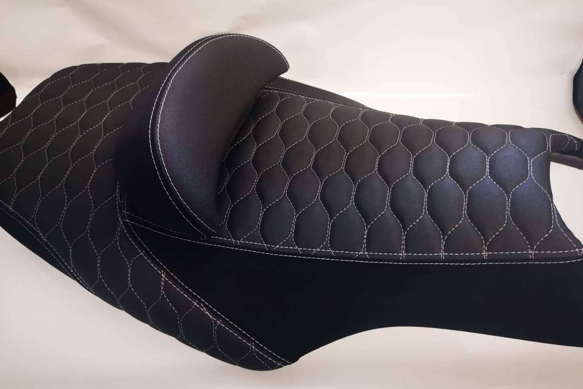 Tapizar el asiento de moto, comodidad y diseño adaptados a cada necesidad