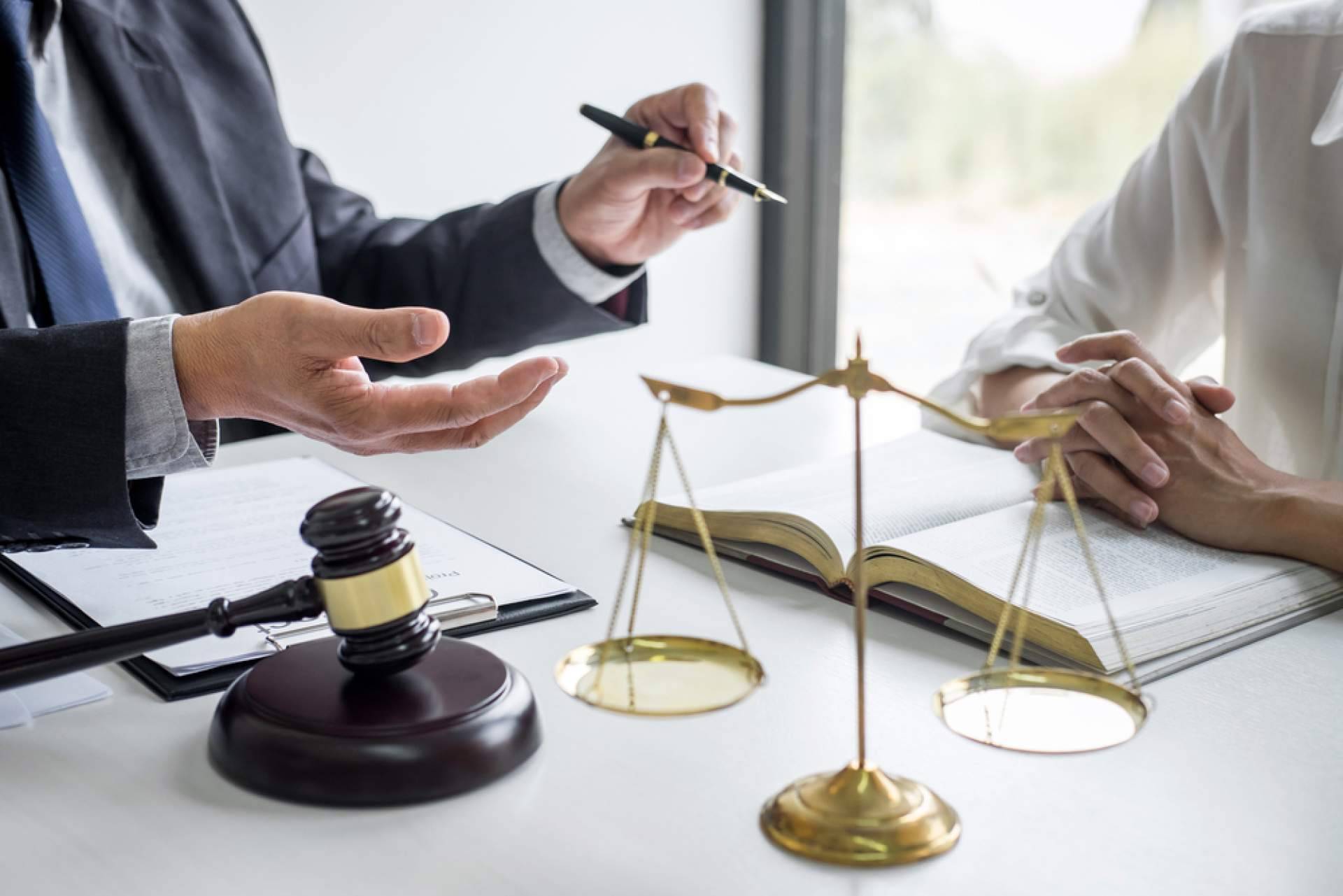 ApruebaTodo ofrece ayuda con el TFG de Derecho