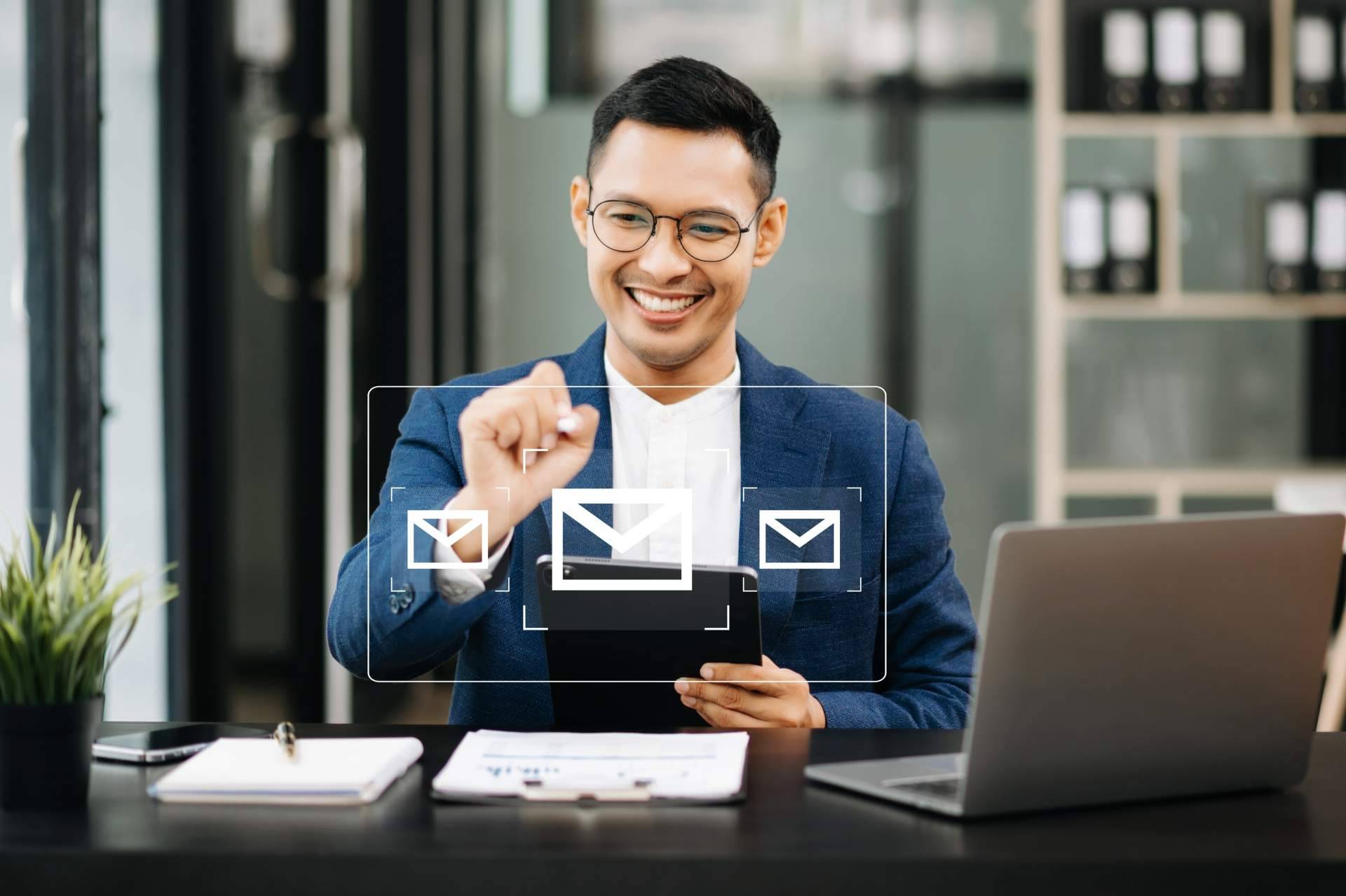 Estrategias de email marketing con Israel Huerta; impacto y rentabilidad garantizados