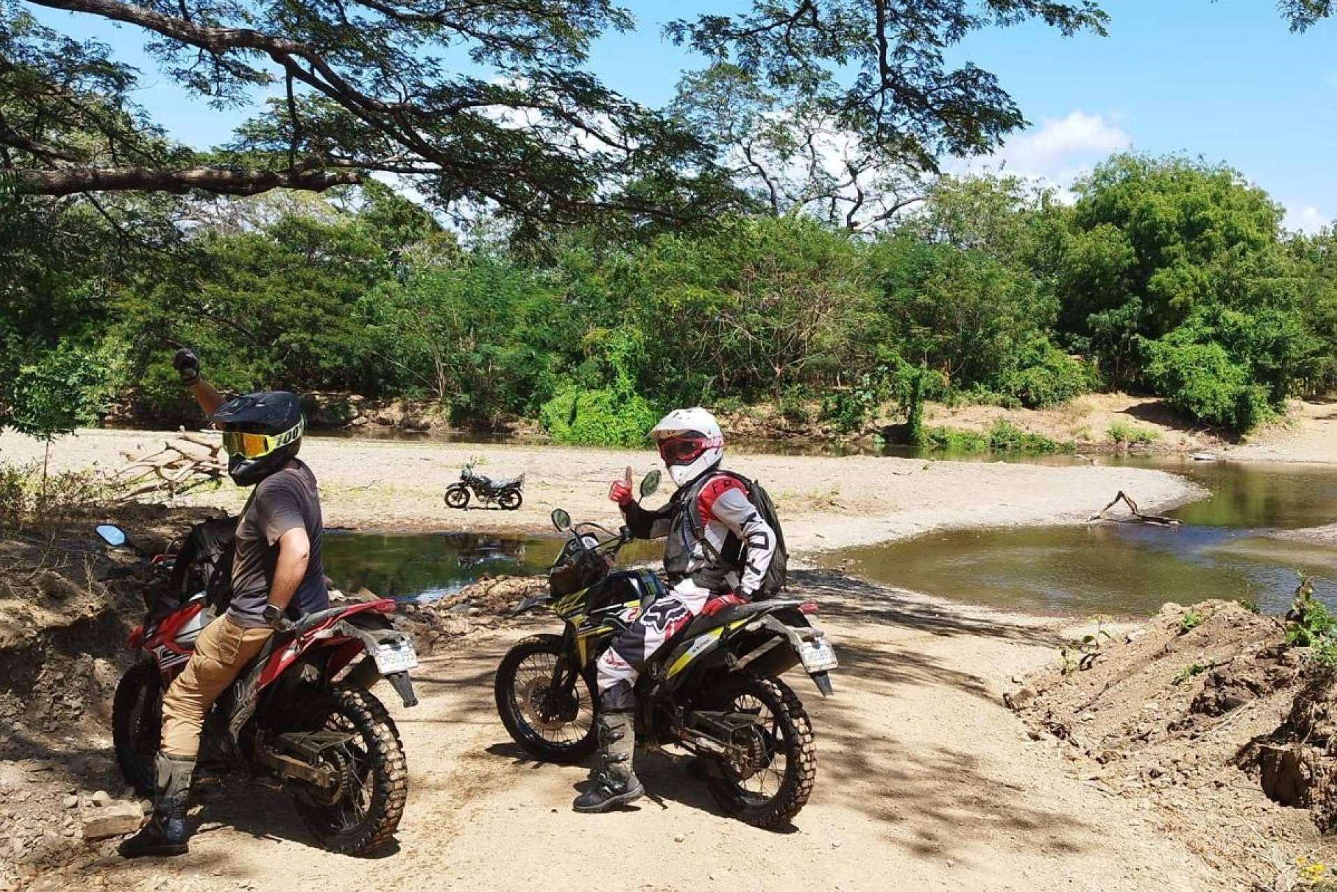 Costa Rica en moto, la nueva experiencia de Motorbeach Viajes en la joya verde de Centroamérica