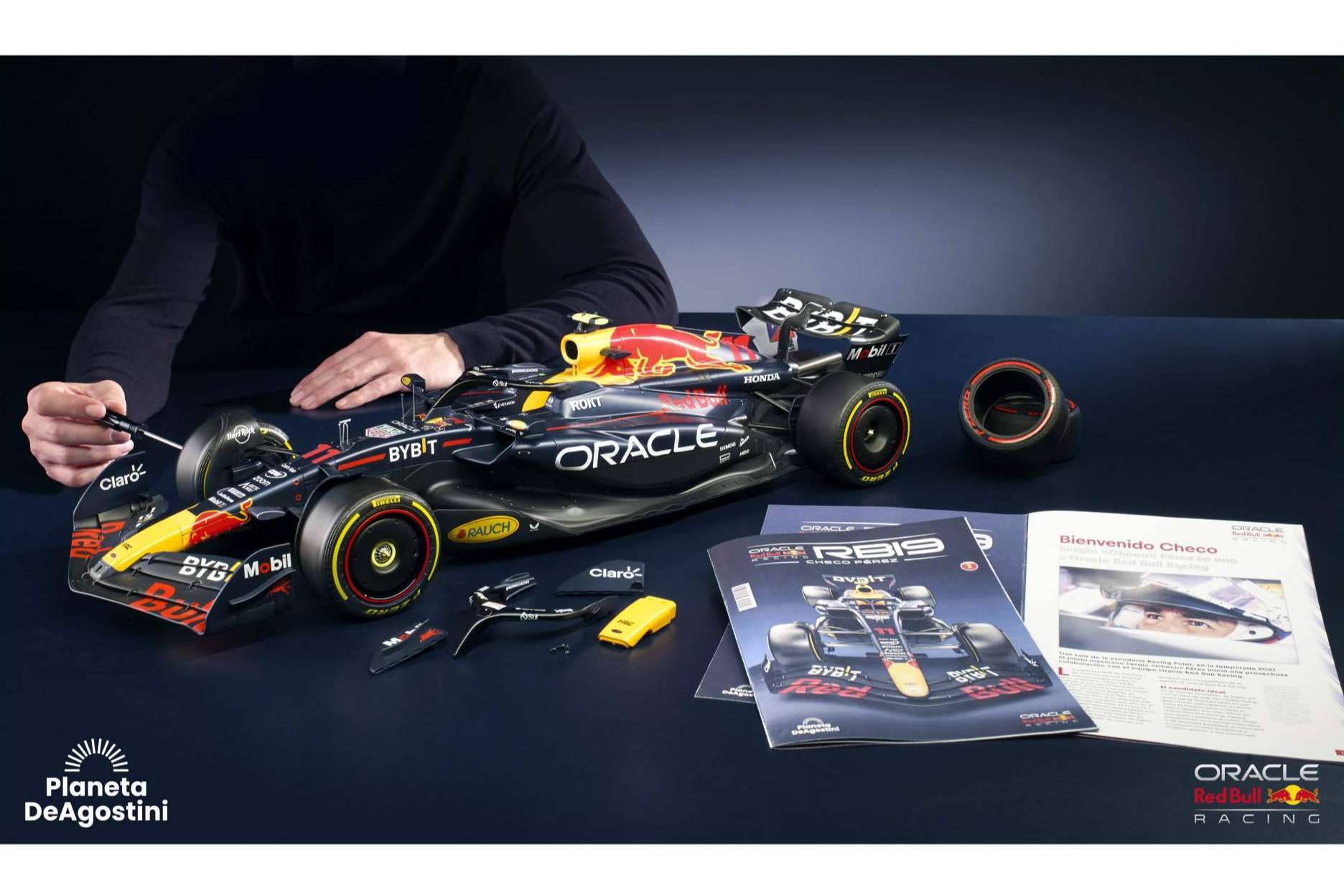 Planeta deAgostini anuncia el modelo RB19 de Oracle Red Bull  Racing