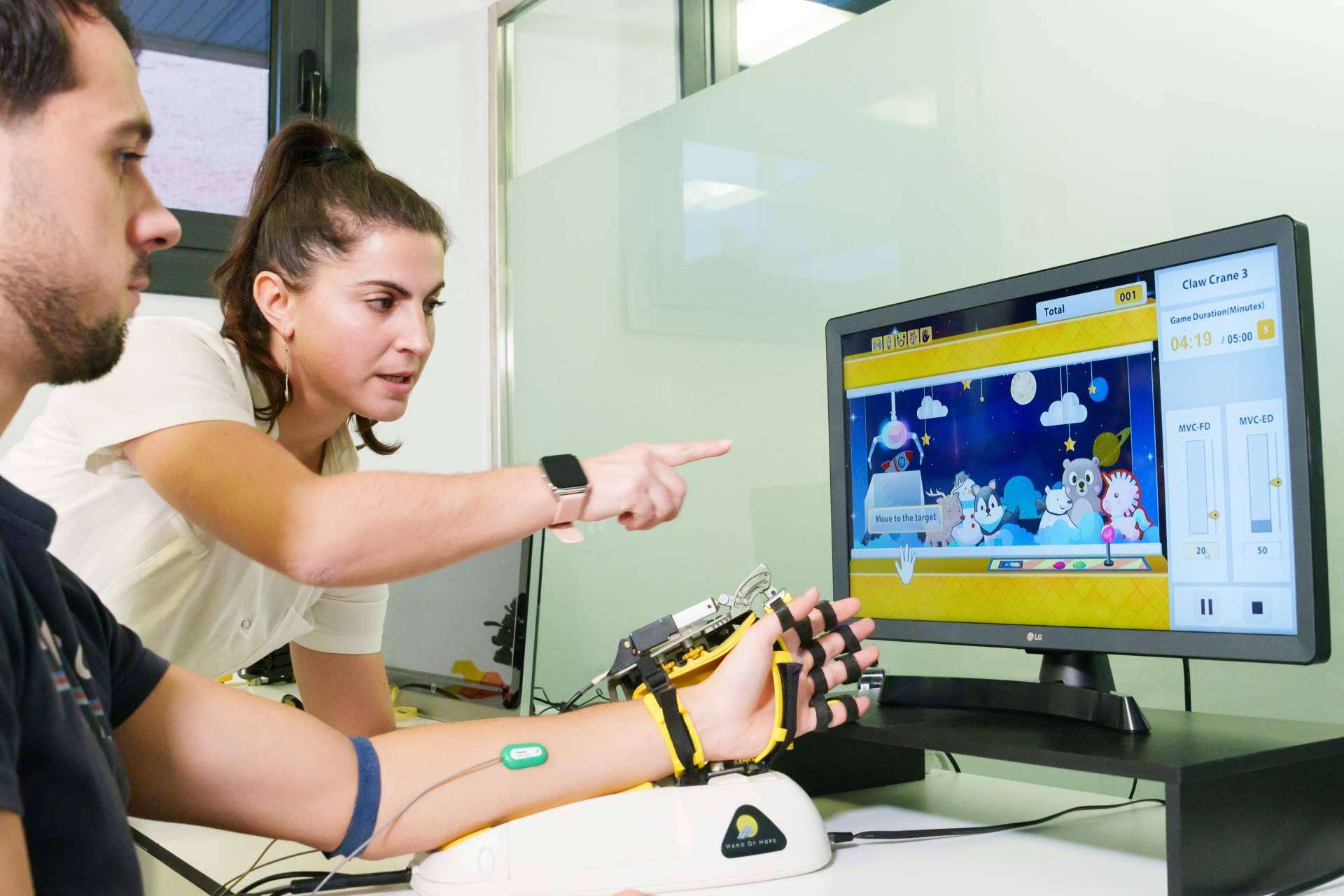 Movex Clinics revoluciona la rehabilitación con exoesqueletos de última generación​