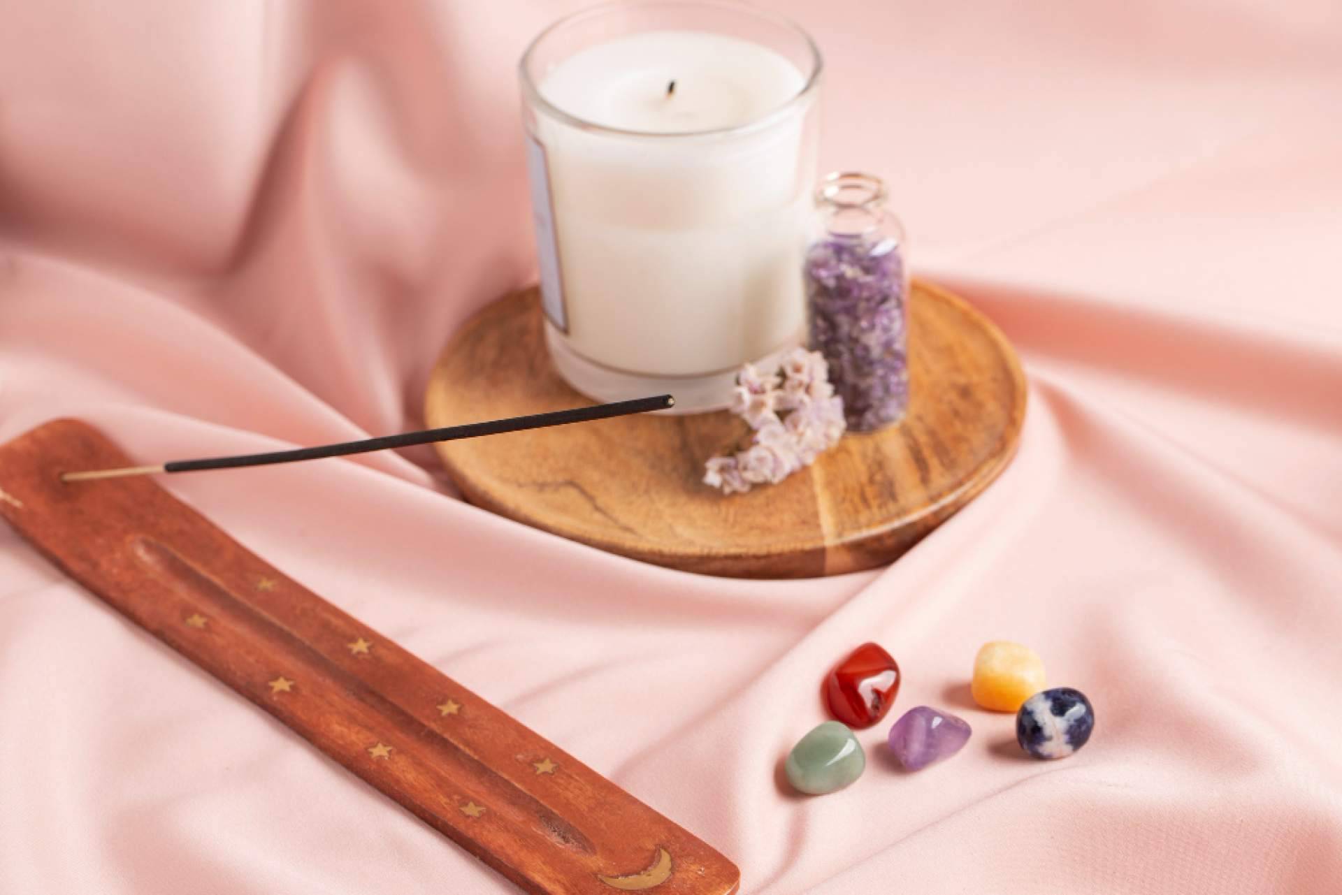 Aromas de inciensos y su vínculo con estados emocionales y ambientes