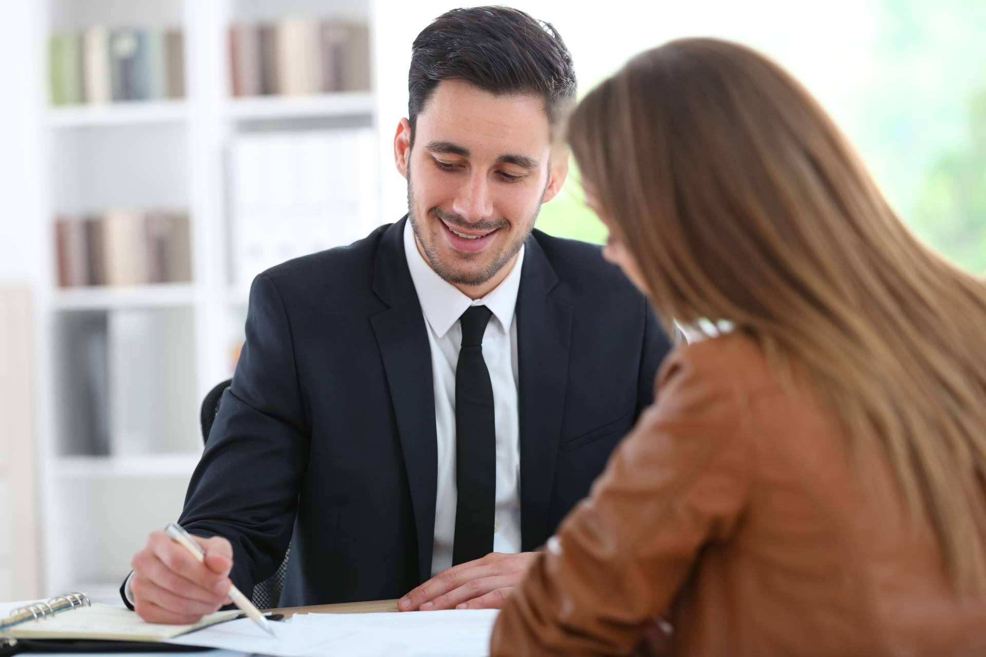 CEESA integra asesoría técnica y software de gestión empresarial para optimizar áreas contables, fiscales y laborales