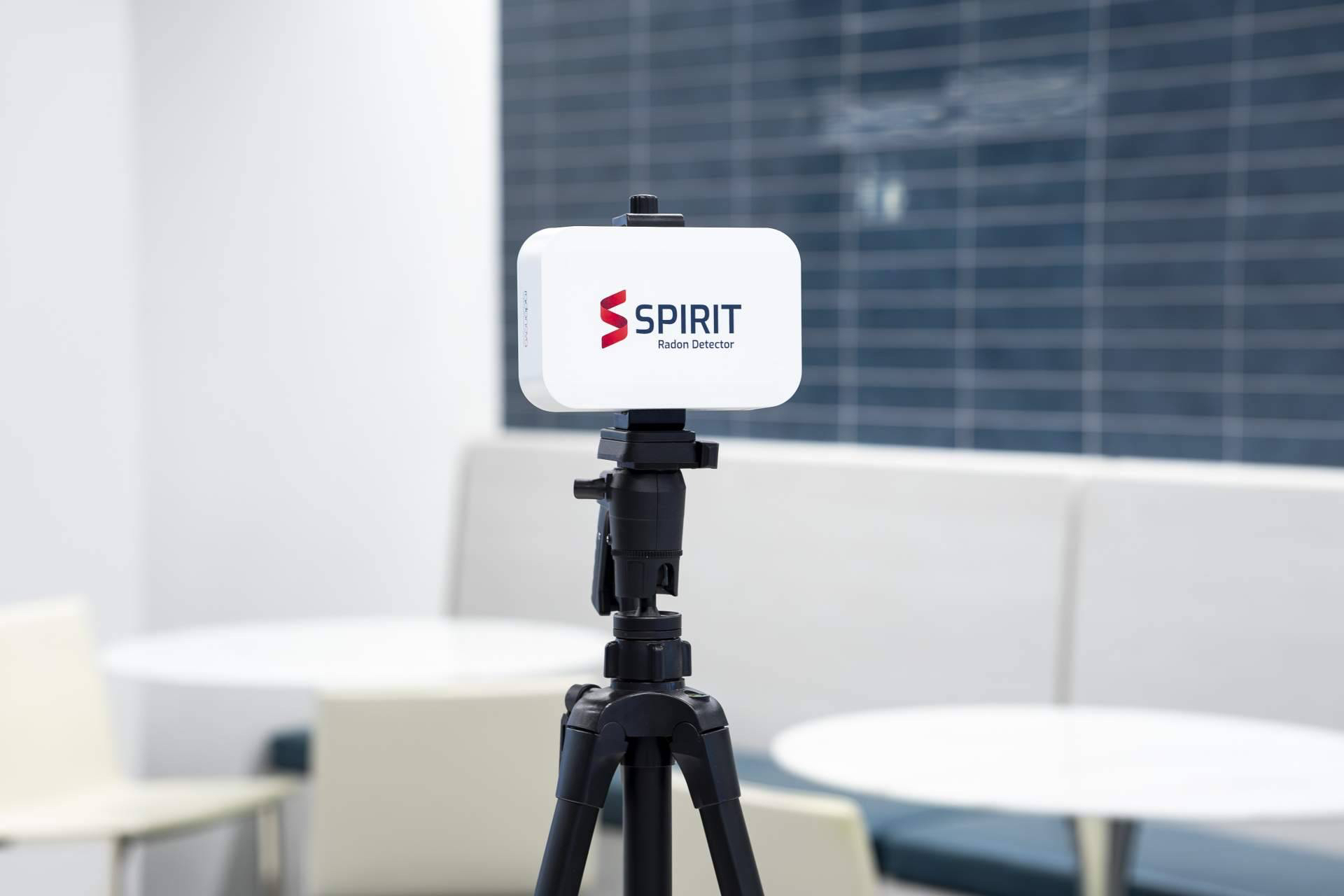 Radonova España lanza medidores de radón continuos SPIRIT para hogares y centros de trabajo