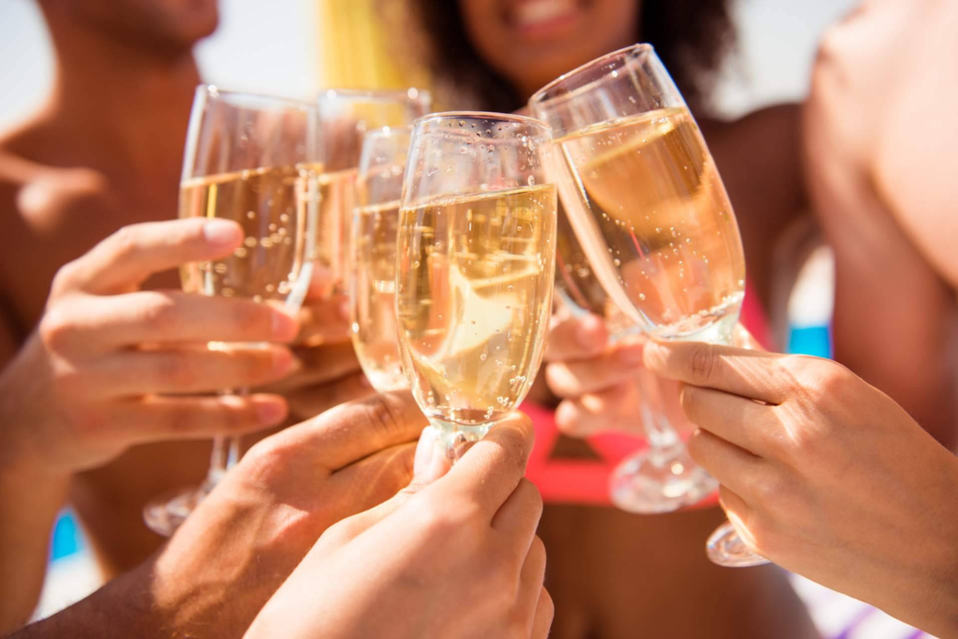 Promociones de verano, Naturelovers Wines incluye Cava ICE en sus packs especiales