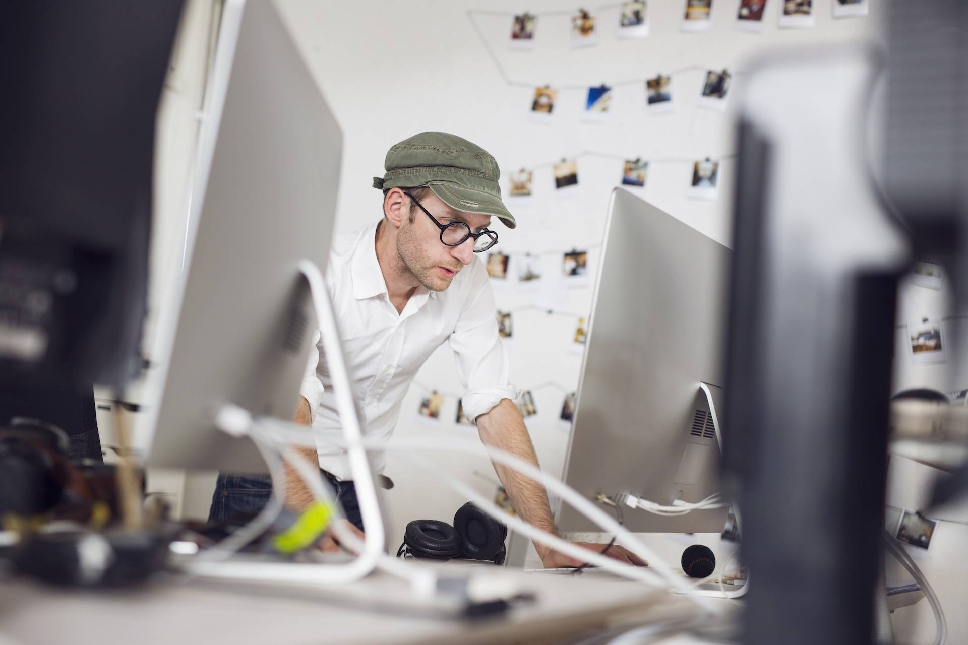La oleada de hackers en Europa subraya la importancia del mantenimiento web profesional