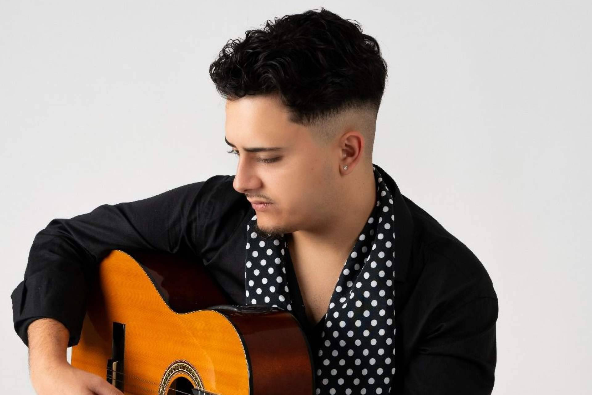 El defensor de la música en directo Raúl El Balilla impulsa un nuevo flamenco con su single y la gira Herencia Viva 2026