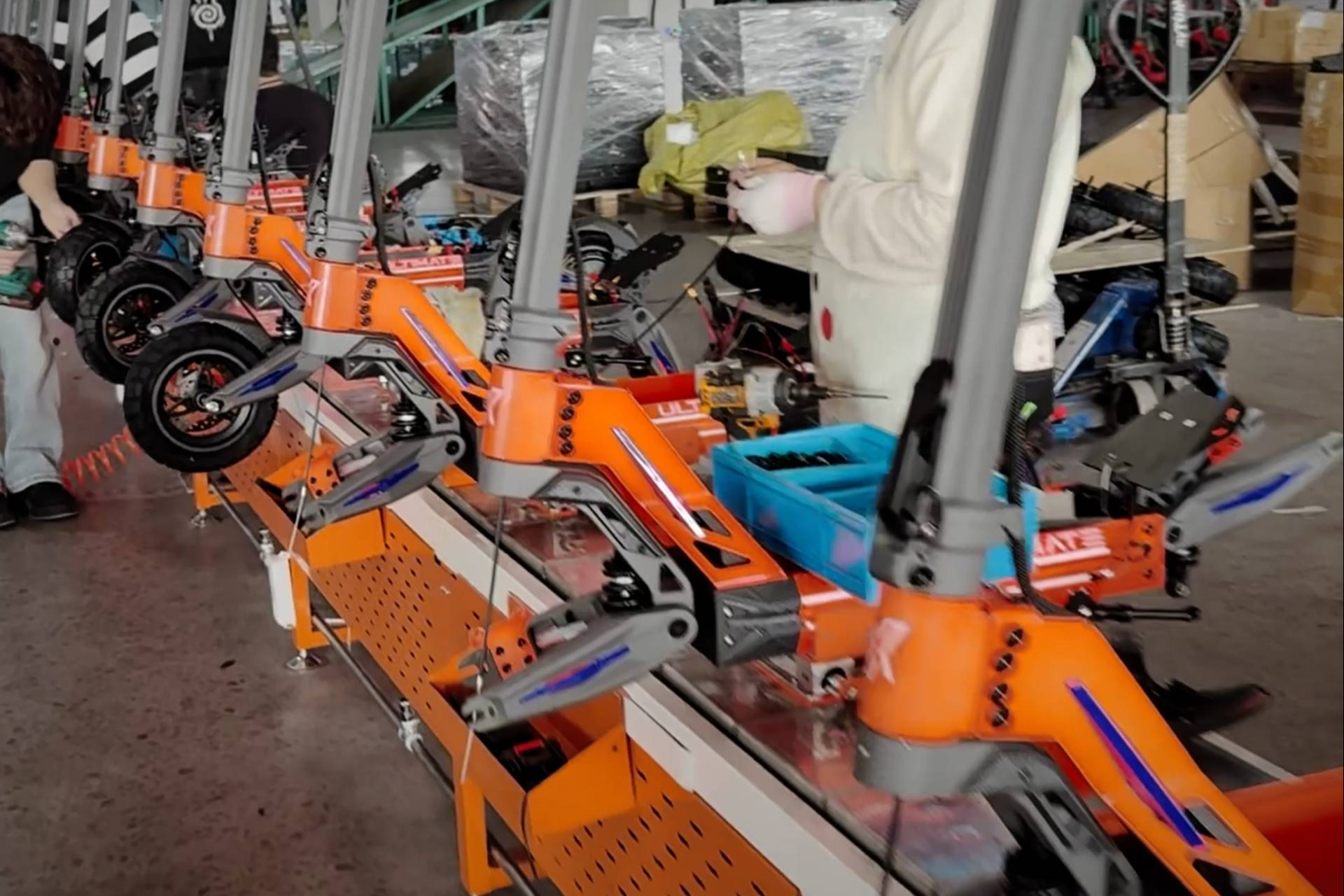 Ecoxtrem refuerza su posición como fabricante europeo de patinetes eléctricos