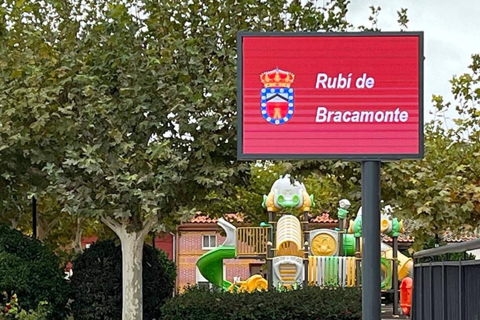 El papel de las pantallas LED en la transformación de la comunicación institucional municipal