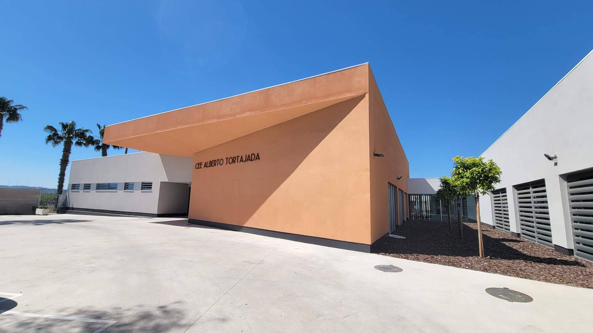 La certificación Passivhaus reconoce el modelo ambiental del Colegio Alberto Tortaja