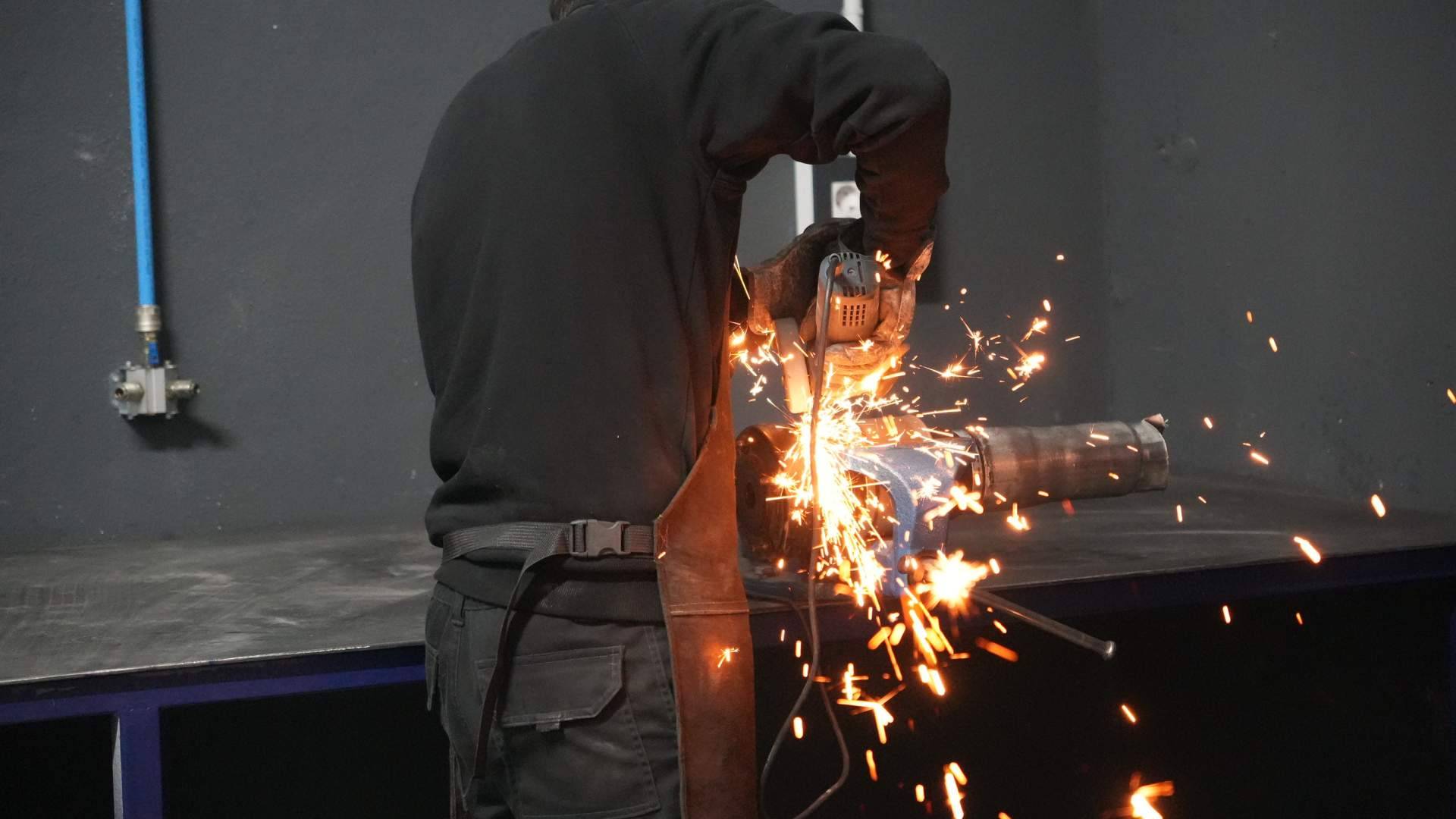 Del diagnóstico a la carretera, los servicios especializados de Taller Cosmocar que evitan las costosas averías de transmisión