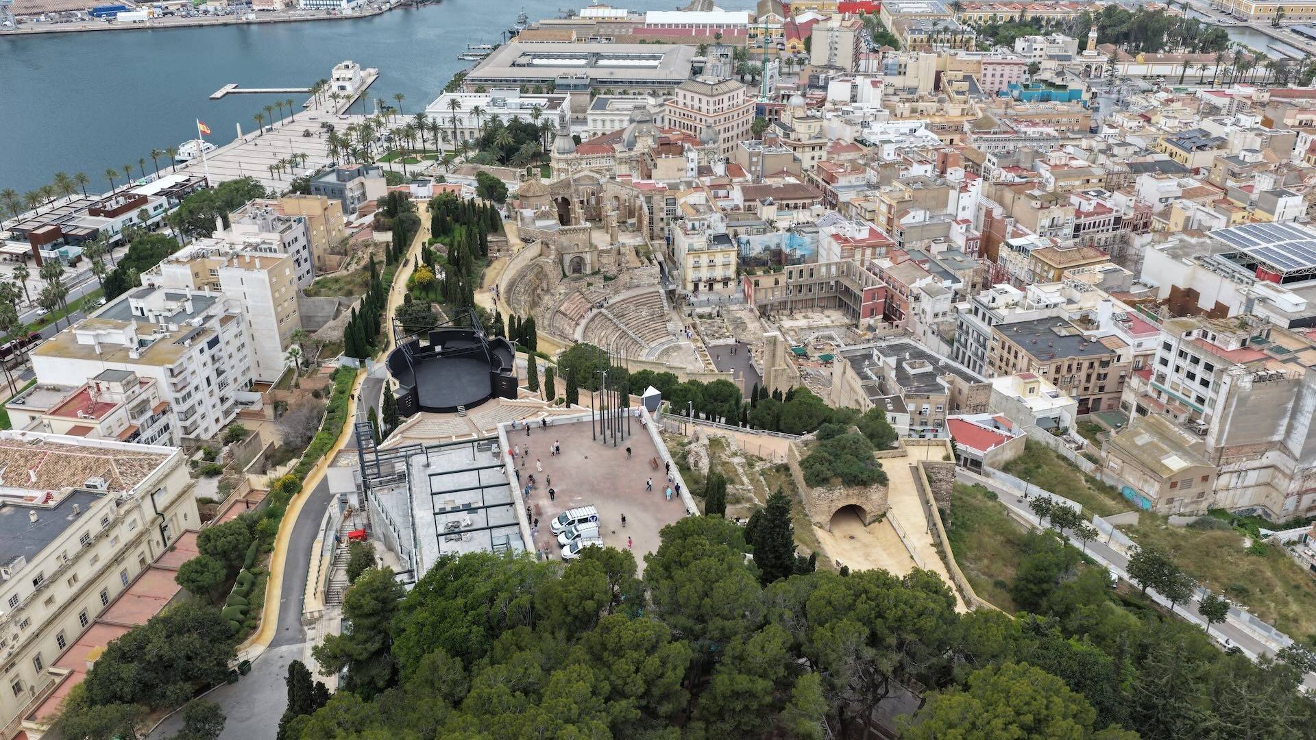 El renacer del anfiteatro romano de Cartagena completa la ruta histórica que asombra a los viajeros en el litoral murciano
