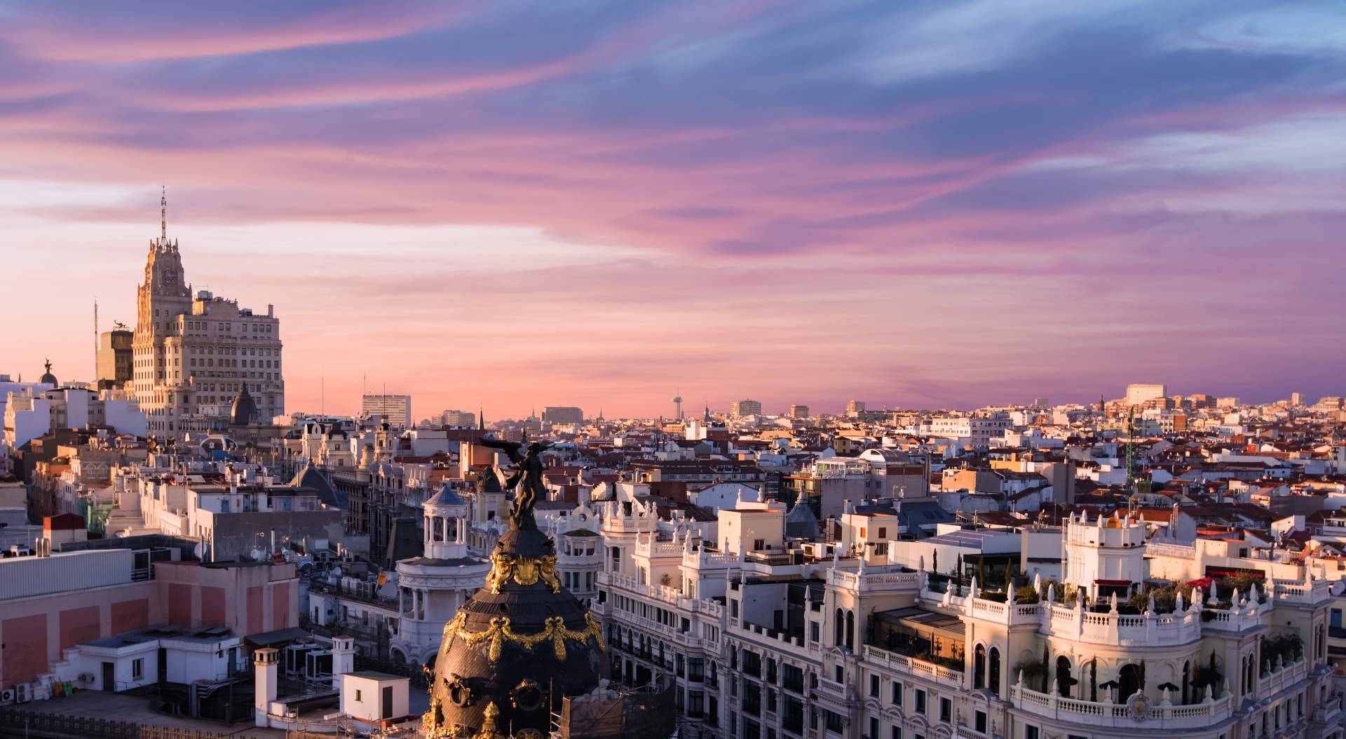 Viajar a Madrid desde Argentina, ¿conviene alquilar un auto?