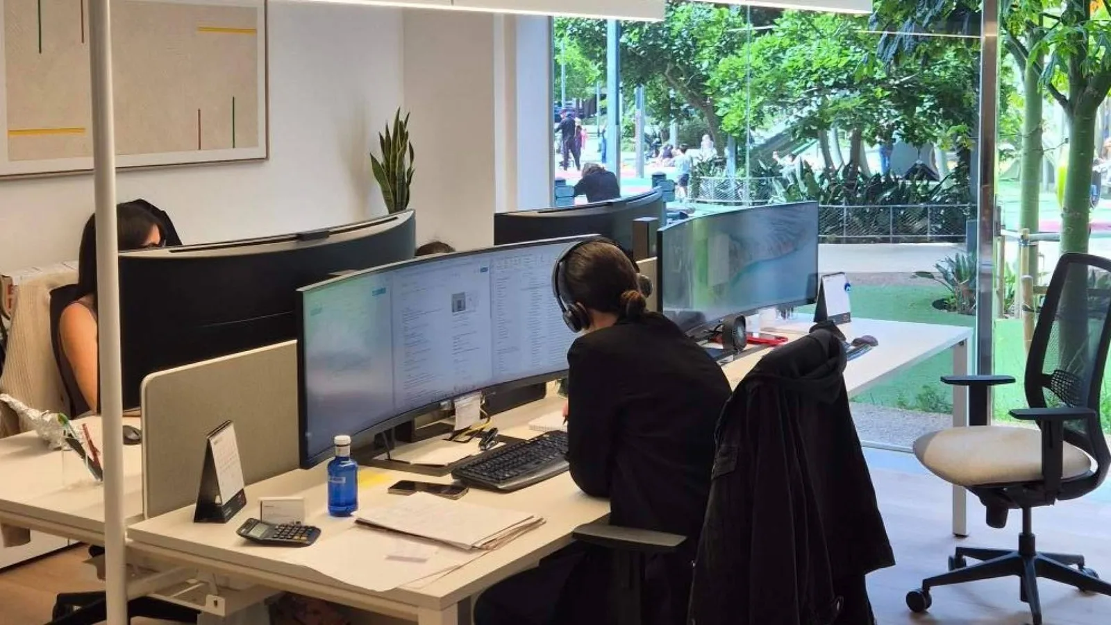 Mastery y Silván se unieron como Holdin para liderar la intermediación de primas de la red Agencias AXA